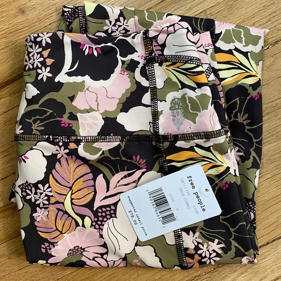 W/tag FP Movement set - Picture 6 of 6